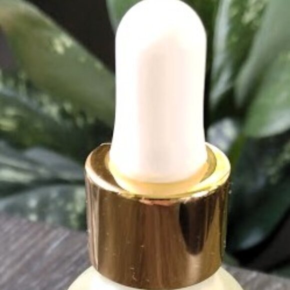 Elegance Beard Oil-Power Blend - Picture 3 of 5